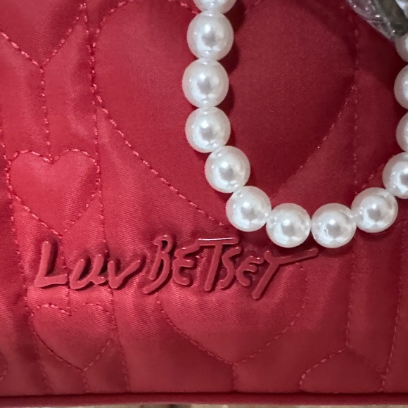 NEW Betsey Johnson Red Quilted Shoulder Bag with Teddy Charm - Picture 10 of 16